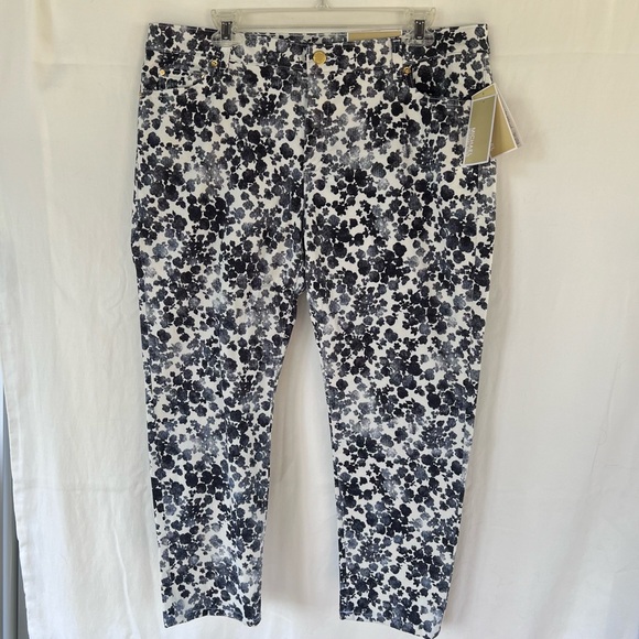 MICHAEL KORS Izzy Blue White Floral Cropped Skinny Jean Women’s Size 16, NWT! - Picture 2 of 6
